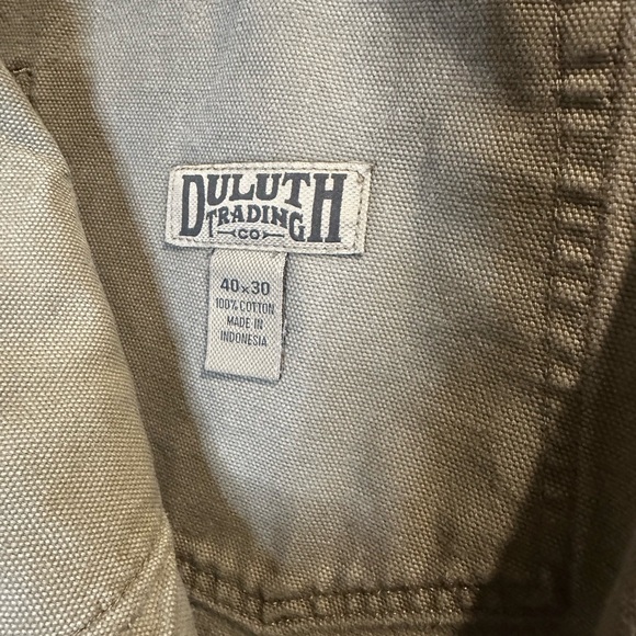 Duluth Trading Co Men's Relaxed Gray Jeans - Picture 3 of 4